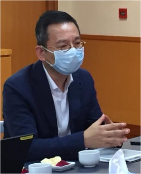 志工陳纘強向香格里拉集團的主席提議跟慈濟合作,在飯店內推廣素食,引起廣大效應。(照片:慈濟志工提供)