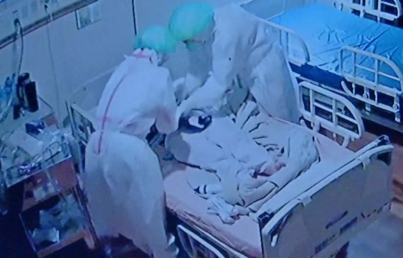 臺北慈濟醫院婦產科醫師都具有接生確診孕婦的能力,因此可以冷靜應對。(攝影:范宇宏 臺北慈濟醫院,地點:臺北慈濟醫院,時間:2022/05/19)